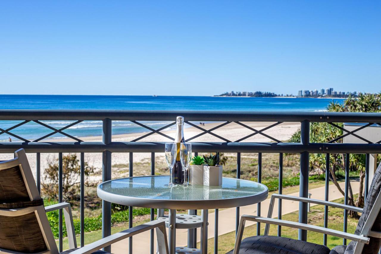 Golden Riviera Absolute Beachfront Resort